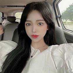 wonjin selfie