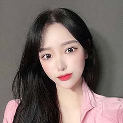 wonjin selfie